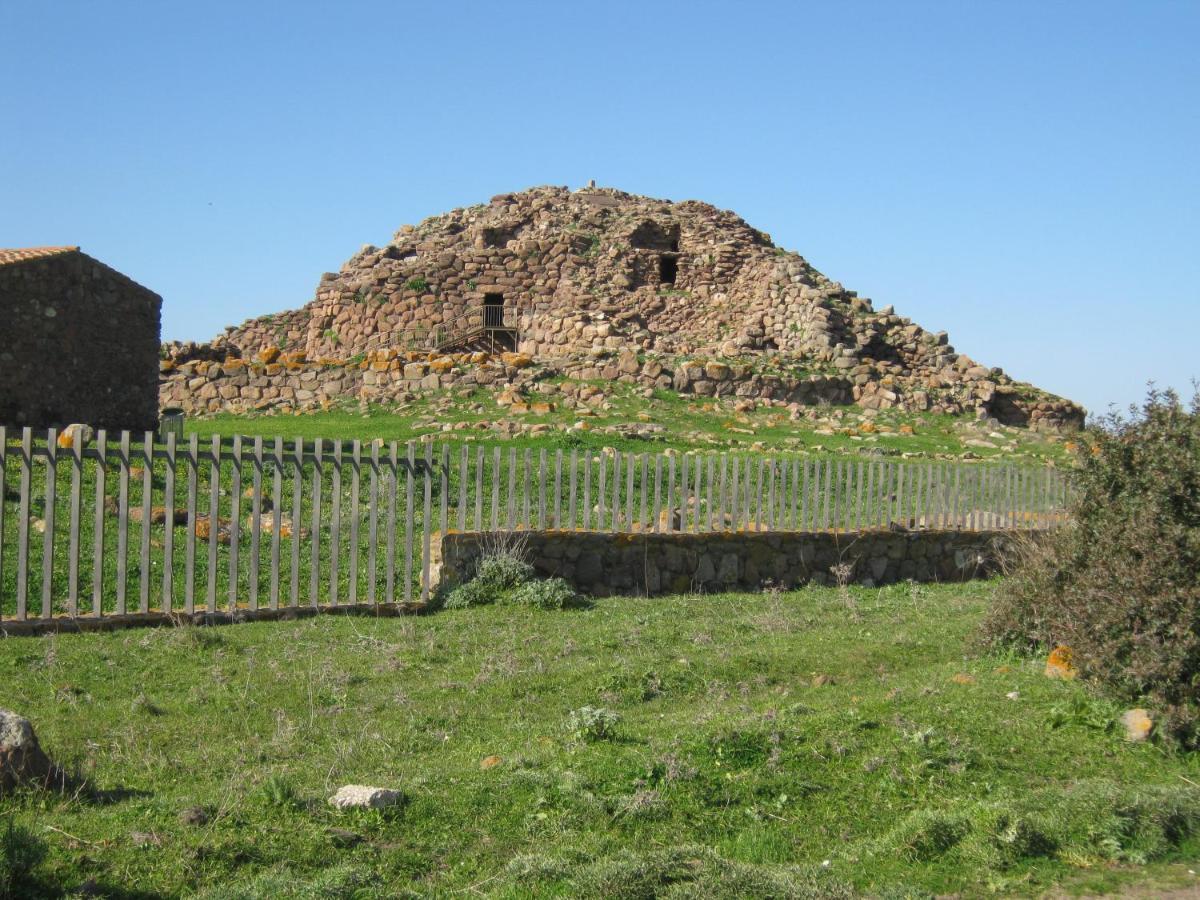 La Macchia Mediterranea Bacu Abis Buitenkant foto